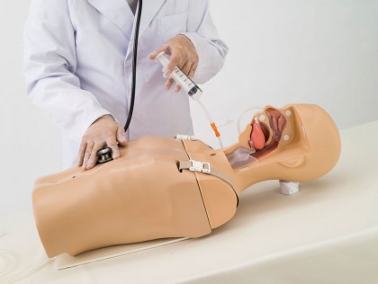 "Simulator Absaugtechnik – Nasen/Magensonde"